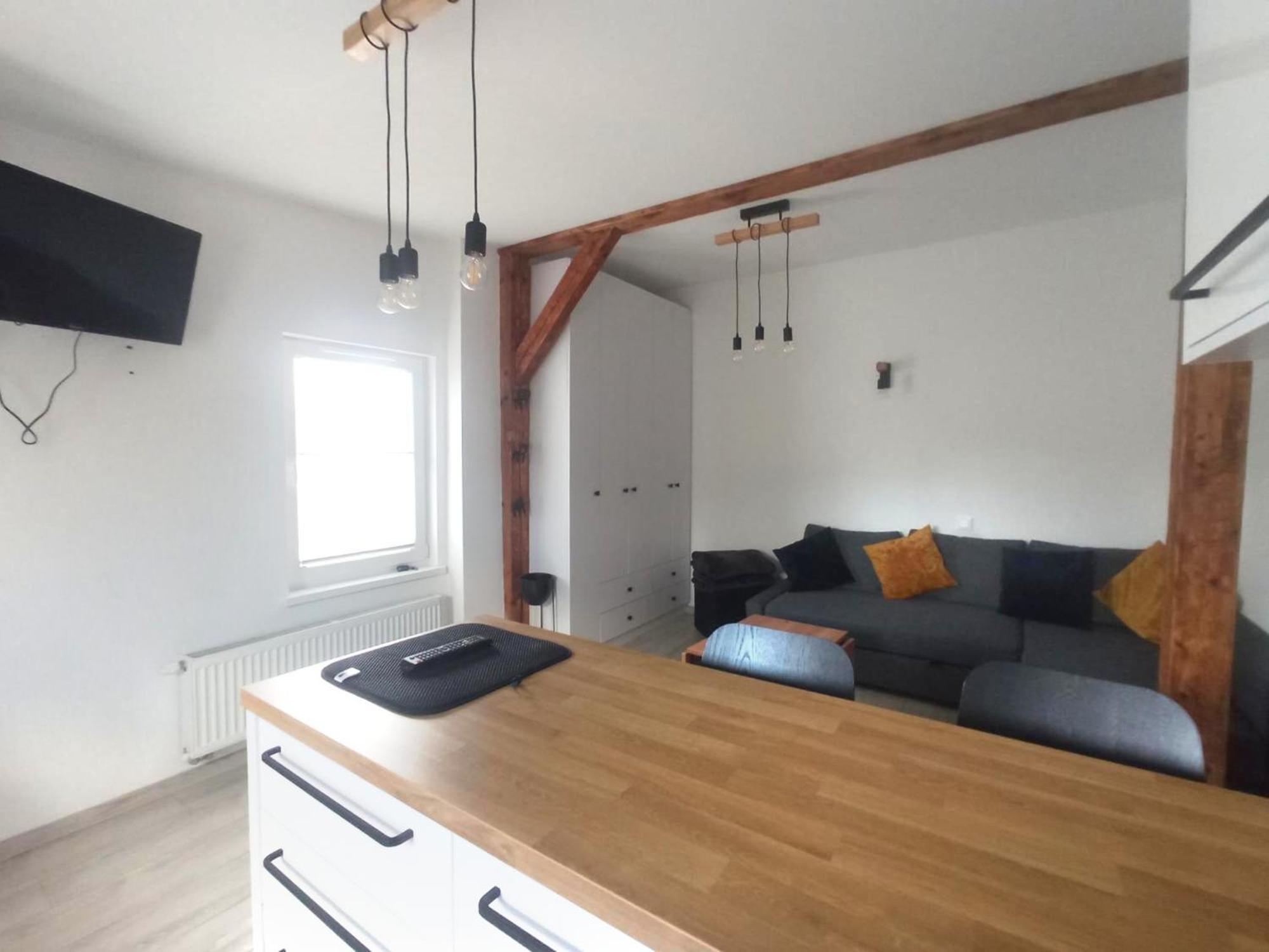 Apartament Wolnosci เยเลเนียกูรา ภายนอก รูปภาพ